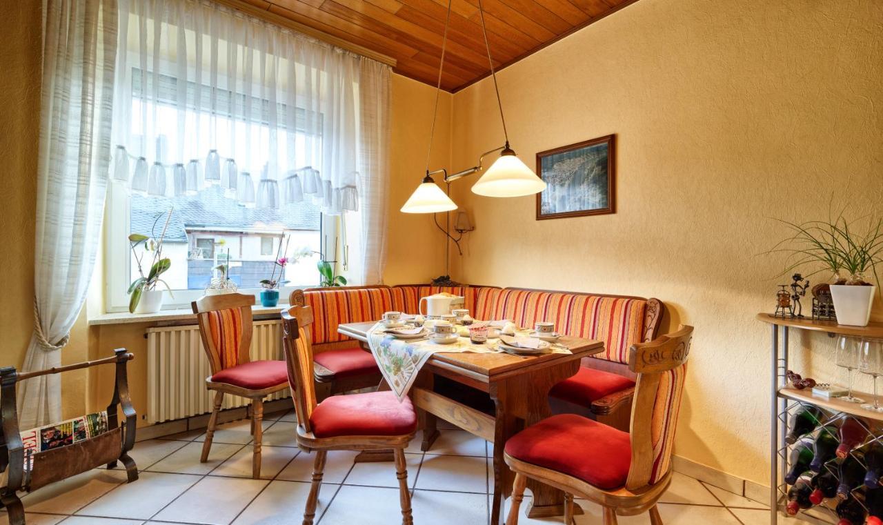 Weingut Christoffel Apartment Kövenig Екстериор снимка